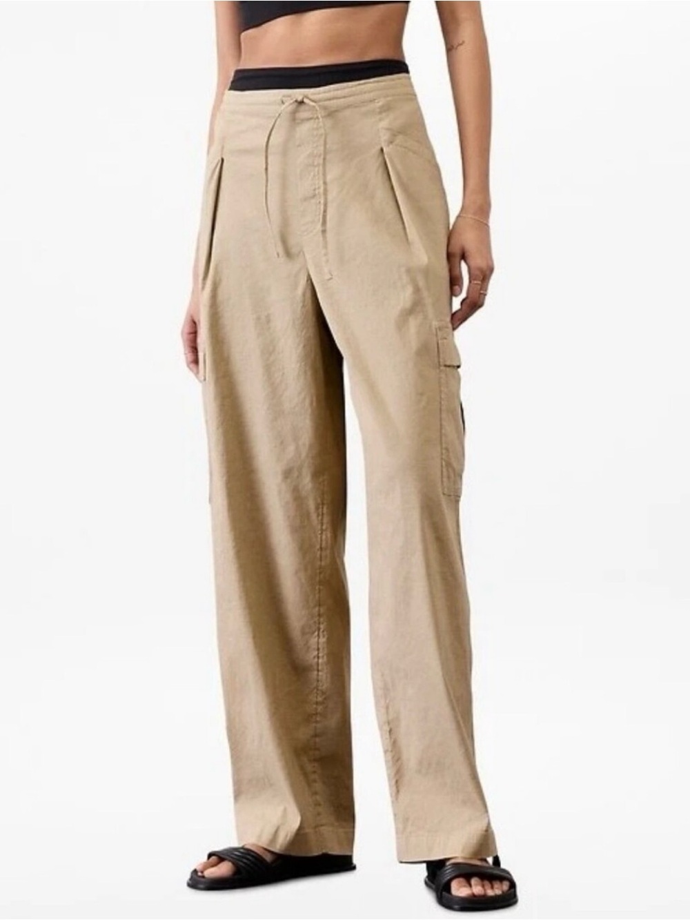 NWT Athleta Flax Tan Paradise Straight Leg Cargo Pants Drawstring Waist Size L